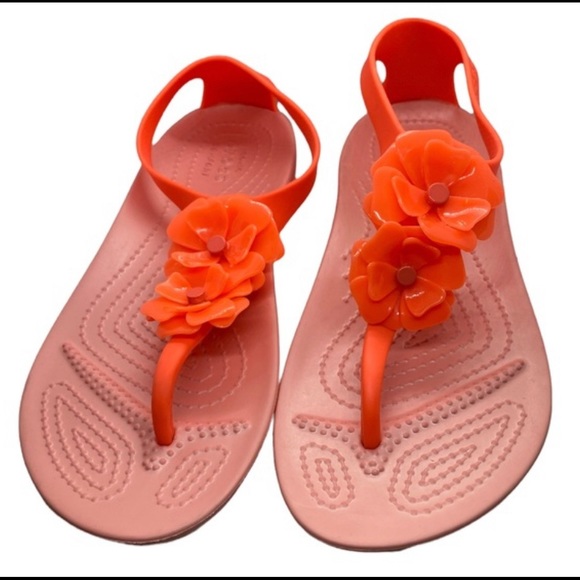 CROCS Shoes - Women Serena CROCS iconic comfort bright colour flip flop flower strap Sz 6